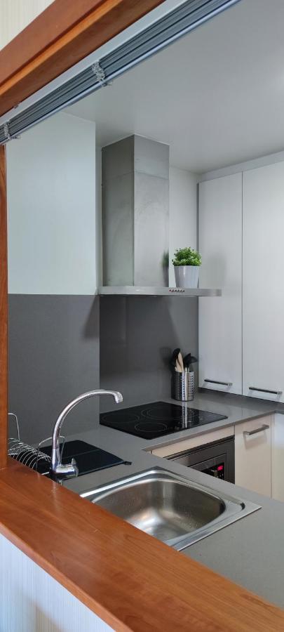 Acogedor Apartamento Con Terraza En Portonovo Luaran gambar